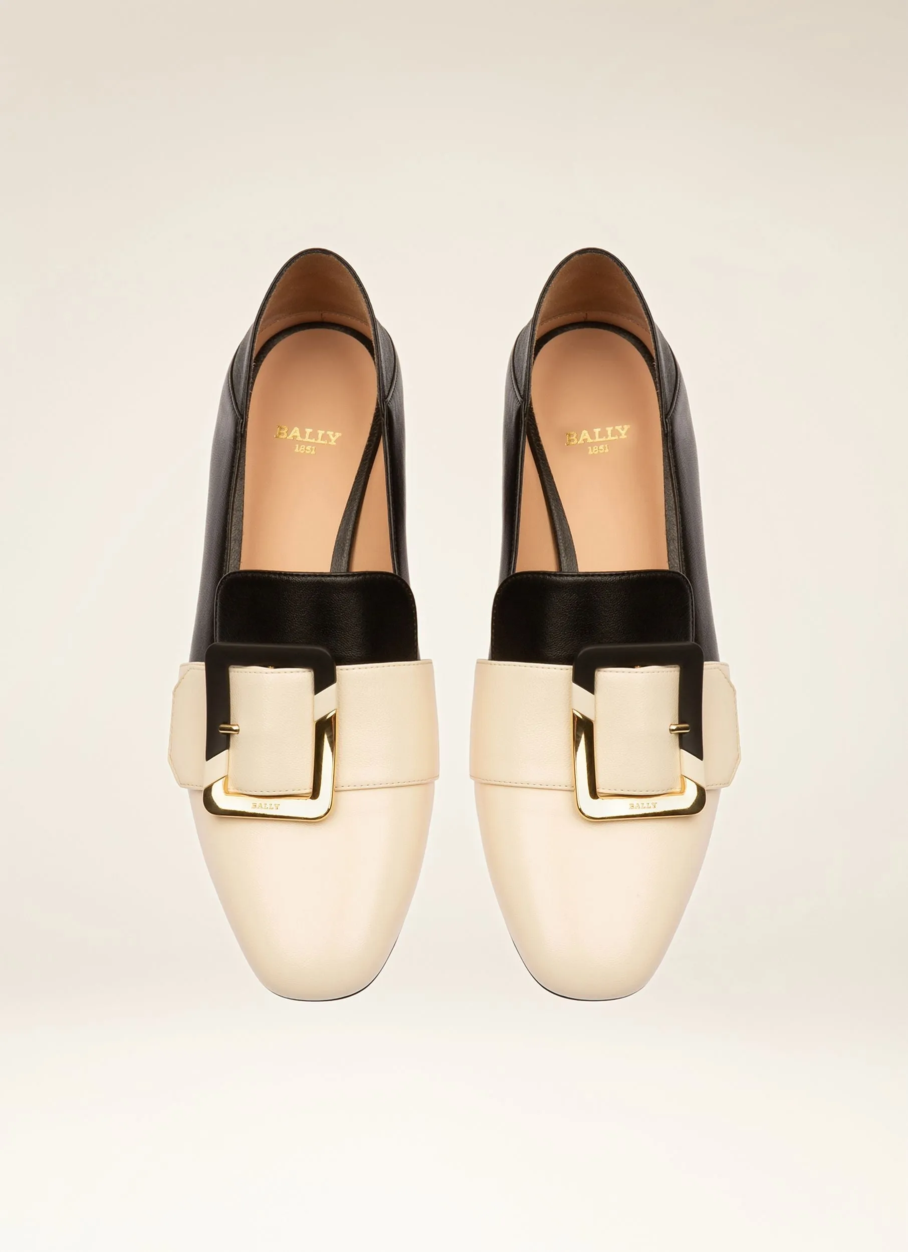 Bell Du Jour Pump in Black and White Leather
