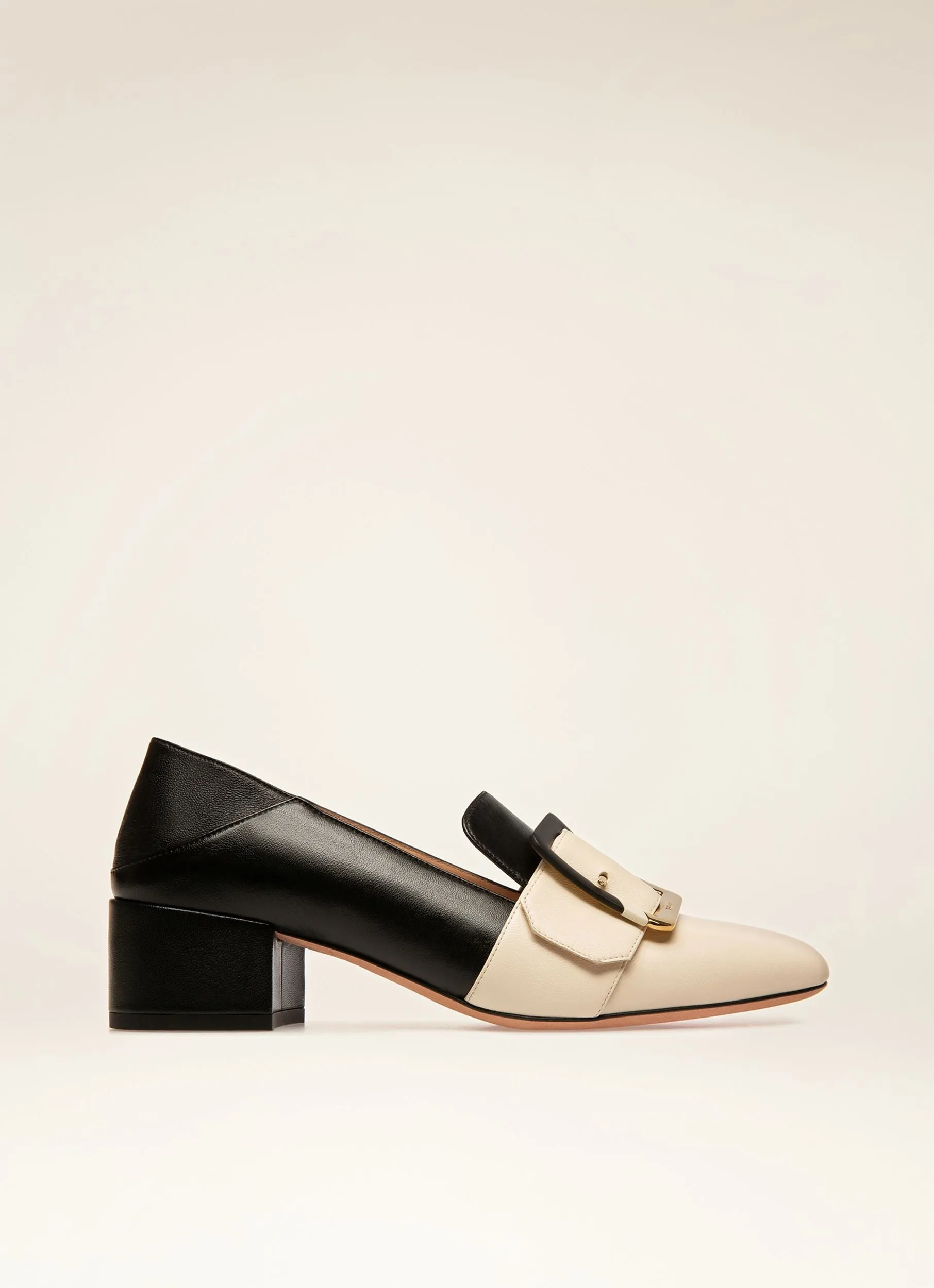 Bell Du Jour Pump in Black and White Leather