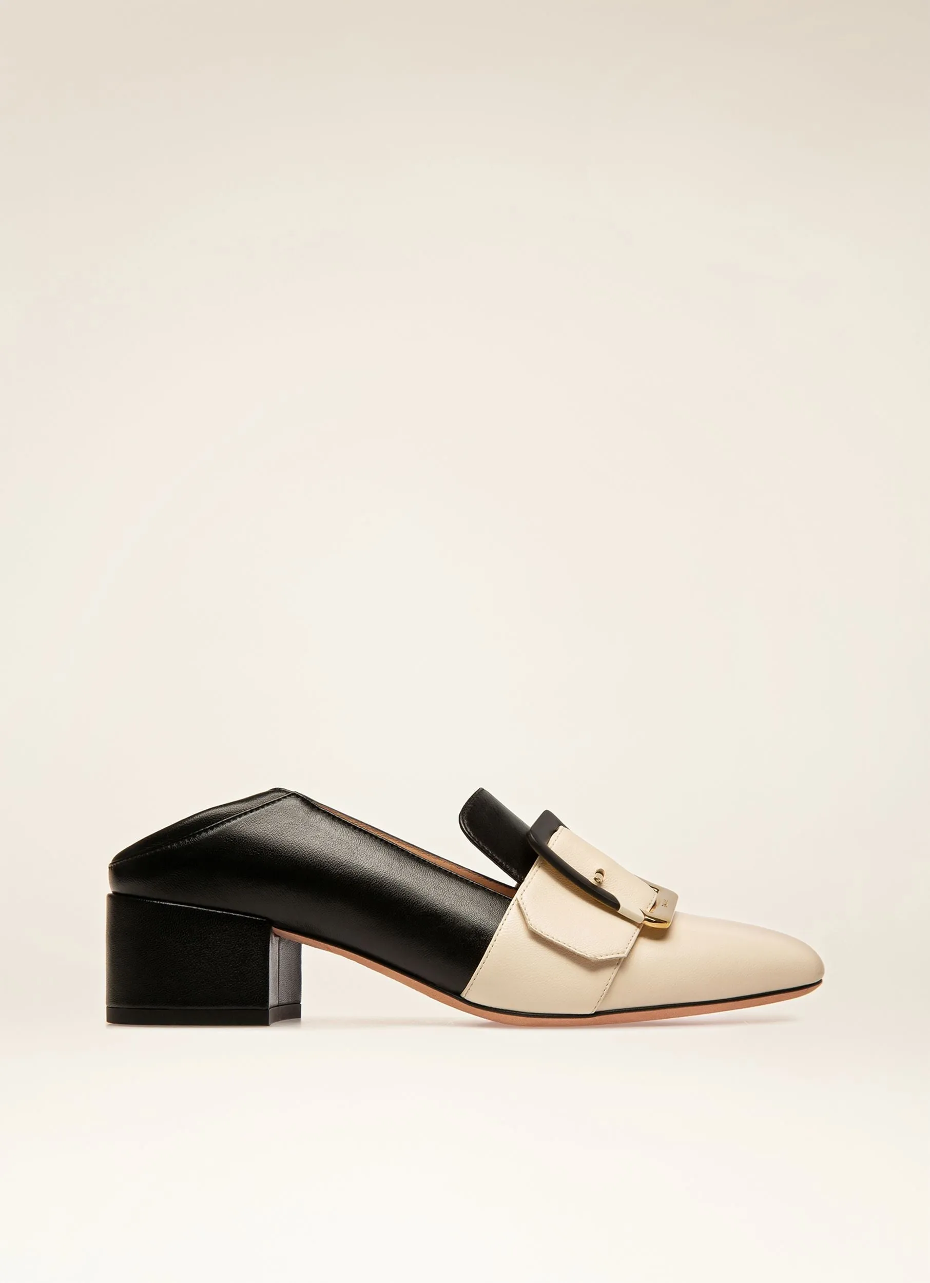 Bell Du Jour Pump in Black and White Leather