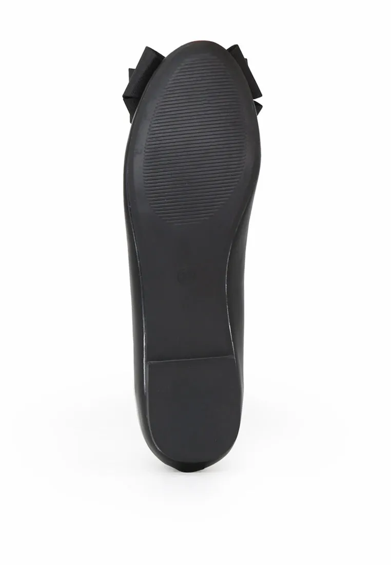 Black Flat Ballerina