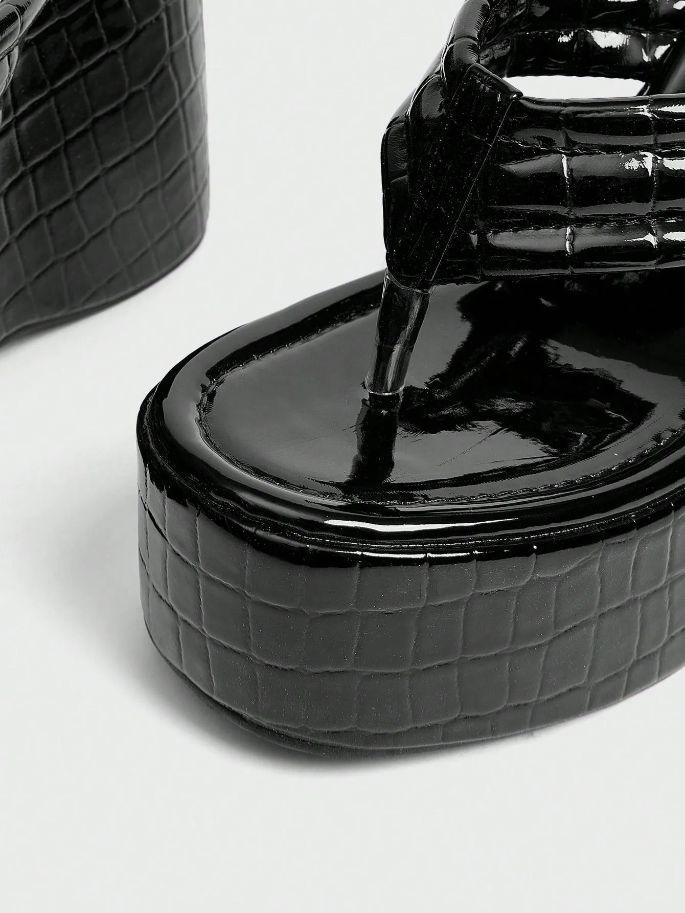 Chic Black Rivet Wedge Platform Sandals for Spring Break & Easter