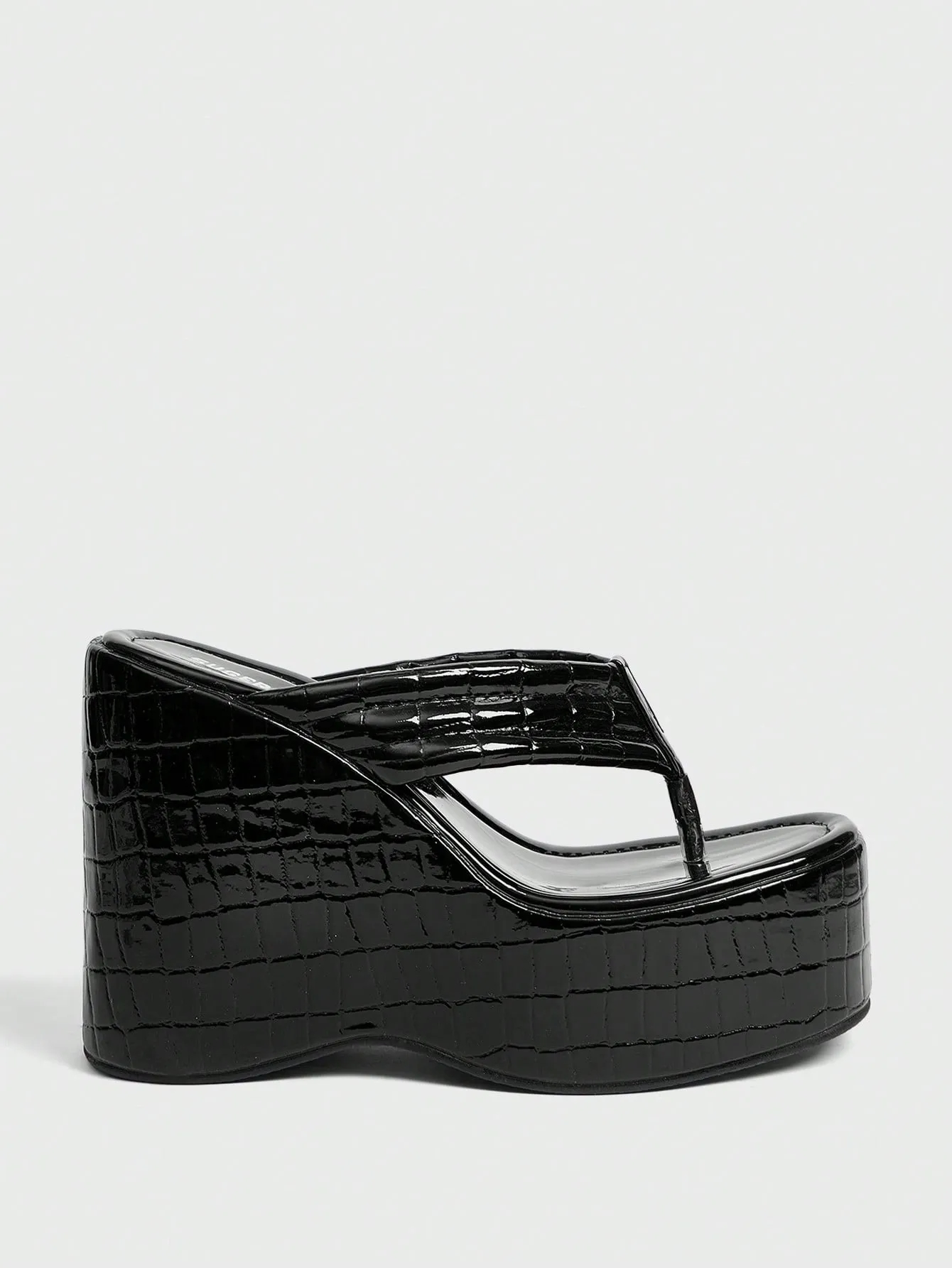 Chic Black Rivet Wedge Platform Sandals for Spring Break & Easter