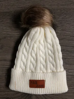 Children’s Cream Bobble Hat - age 2-4ish