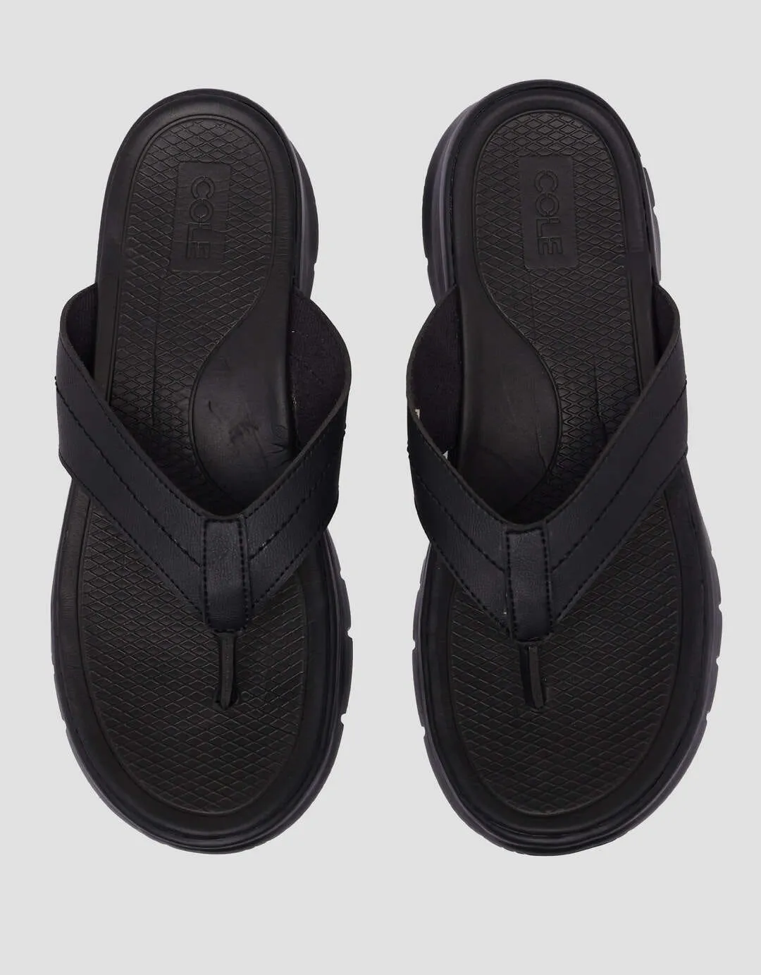 Cole Kmm05 Y-Strap Flip Flops Sandal Pria