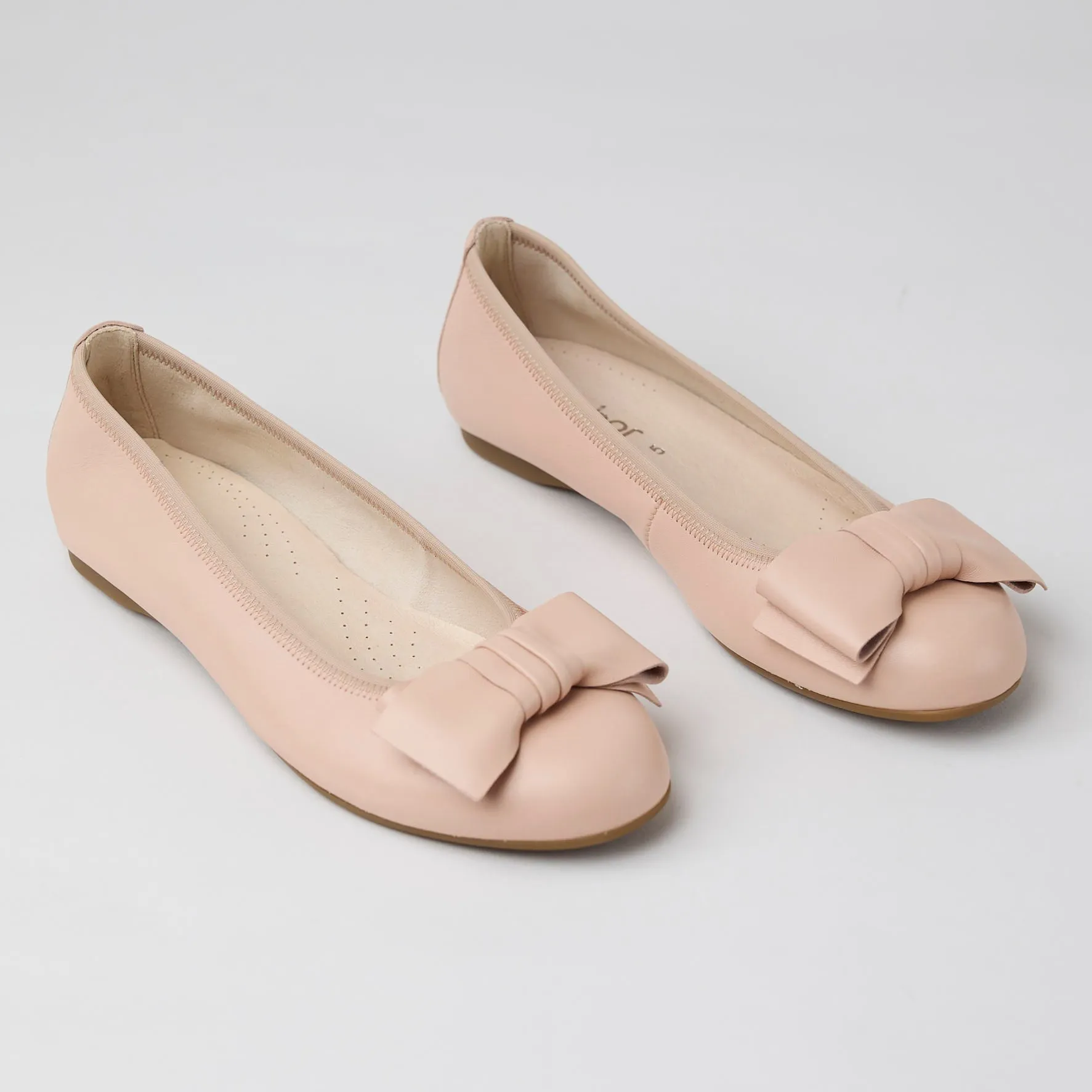 Gabor Blush Leather Ballerina Pumps