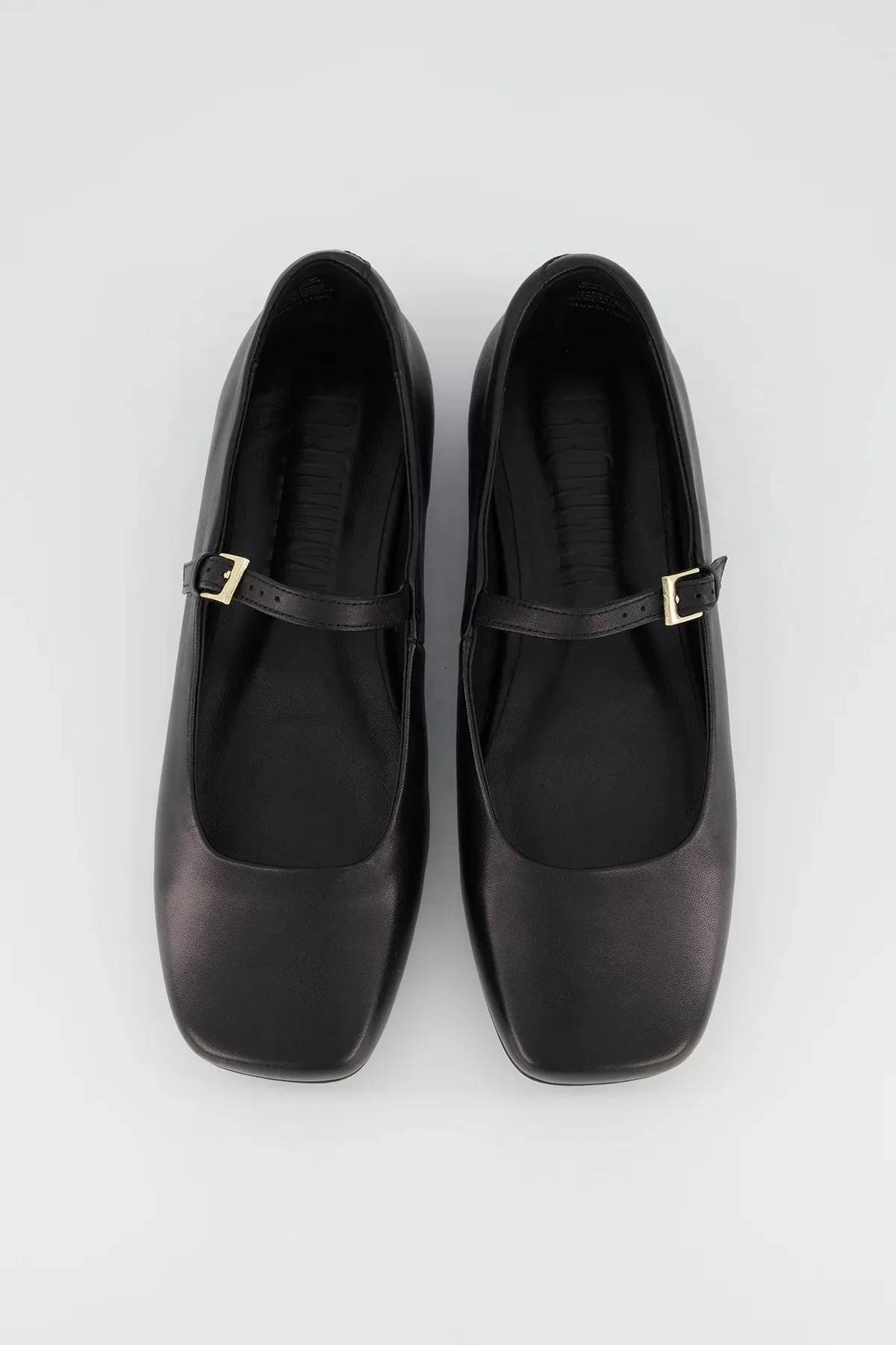 Jacqui | Black