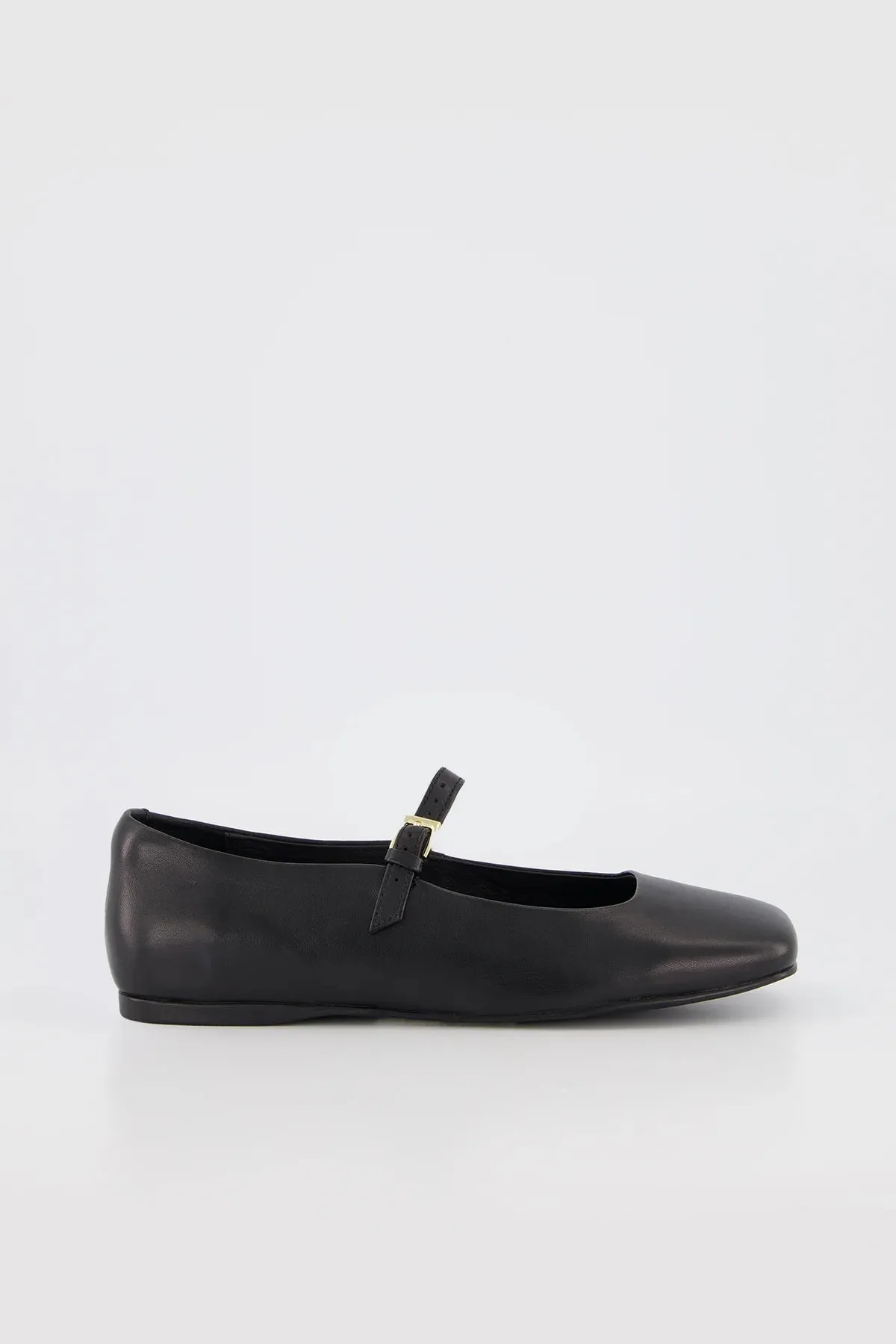 Jacqui | Black