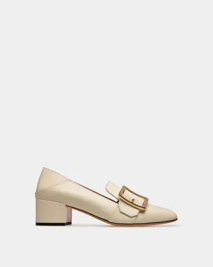 Janelle Leather Pumps In Bone