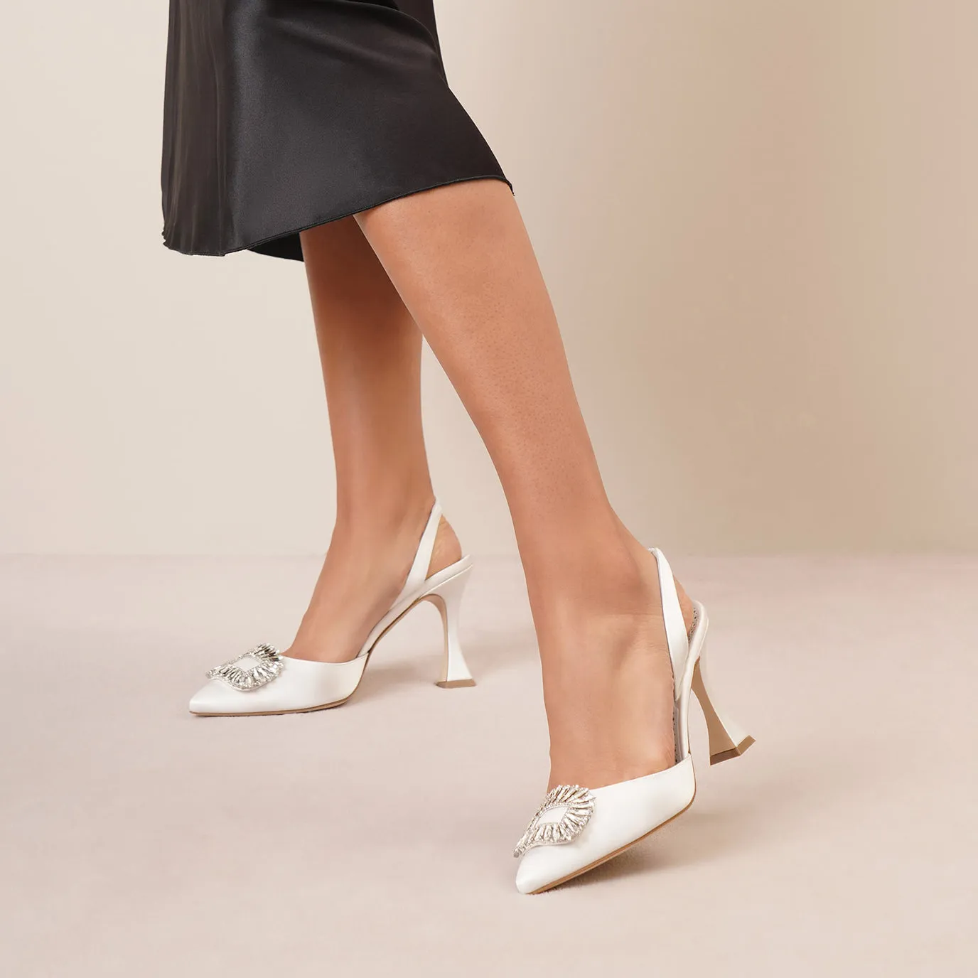 Prietasli 90 white satin slingback
