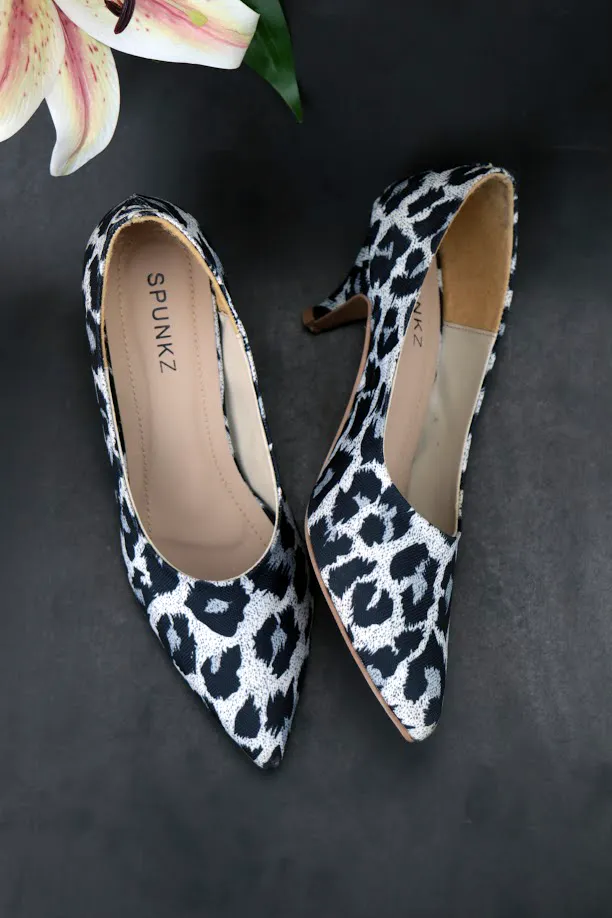 Sissy Leopard Print Black-White Pumps Heels-11043