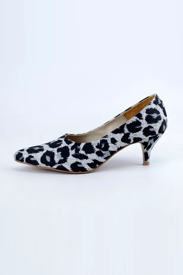 Sissy Leopard Print Black-White Pumps Heels-11043