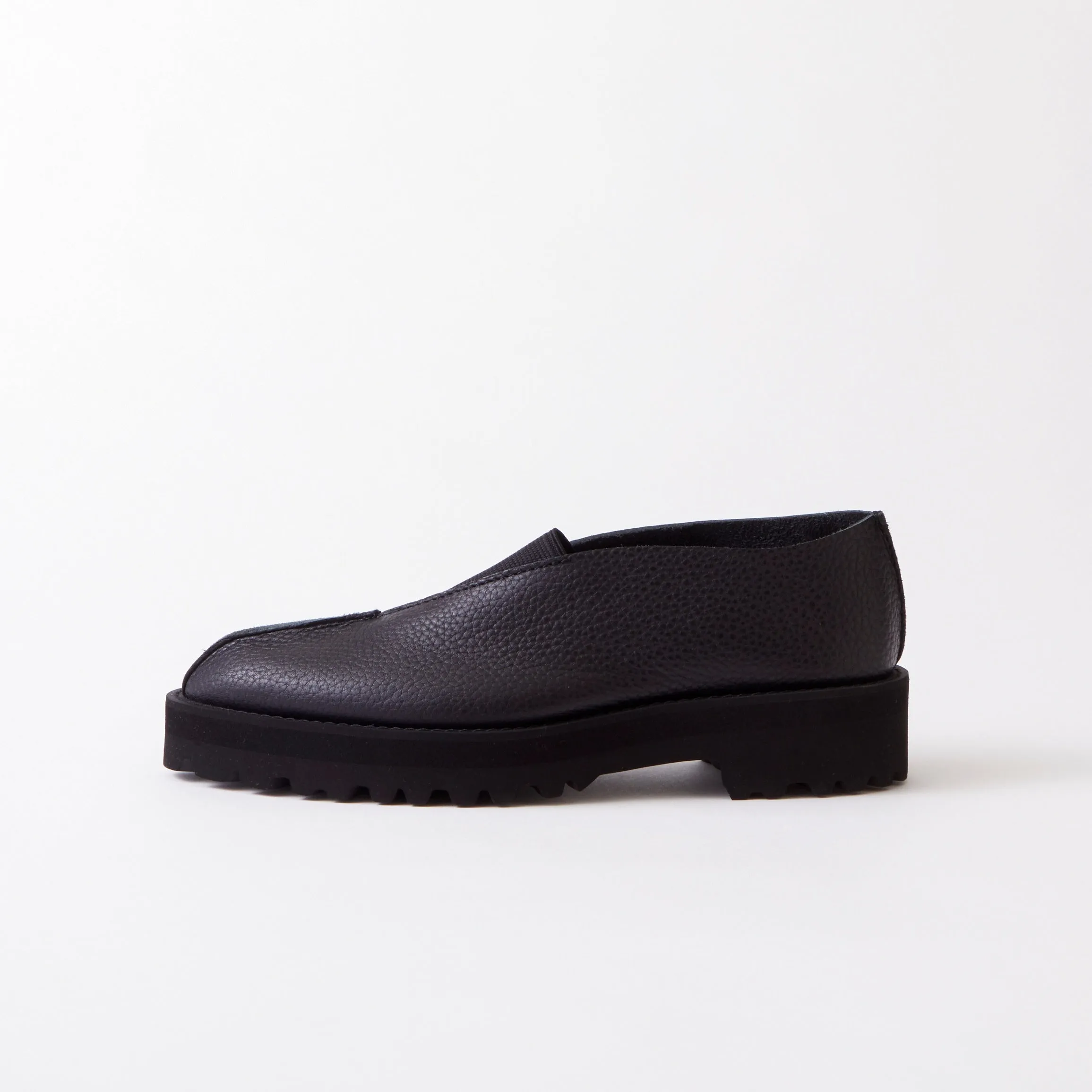 TRIANGLE FLAT　ALL BLACK (TANK DOUBLE)