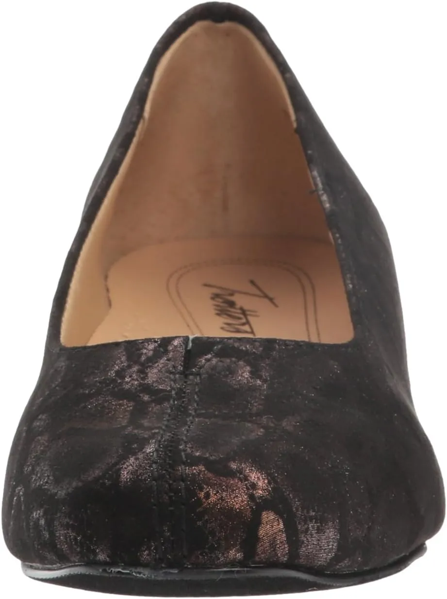Trotters Women's Doris Dress Pump