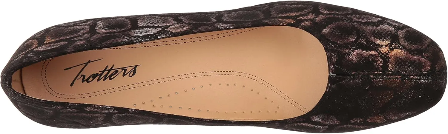 Trotters Women's Doris Dress Pump